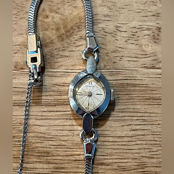 Benrus Wind Up Lady Watch Vintage 10k RGP Rare Find Silver Tone